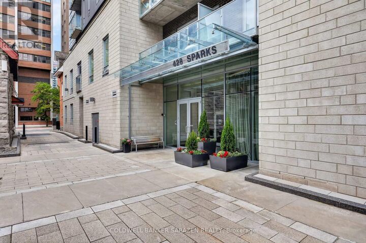 Property Photo: 428 Sparks Street 1702 ON K1R 0B3