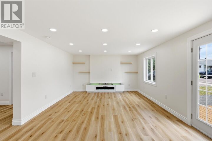 Property Photo:  27 Blake Ave  ON P6B 4X5 