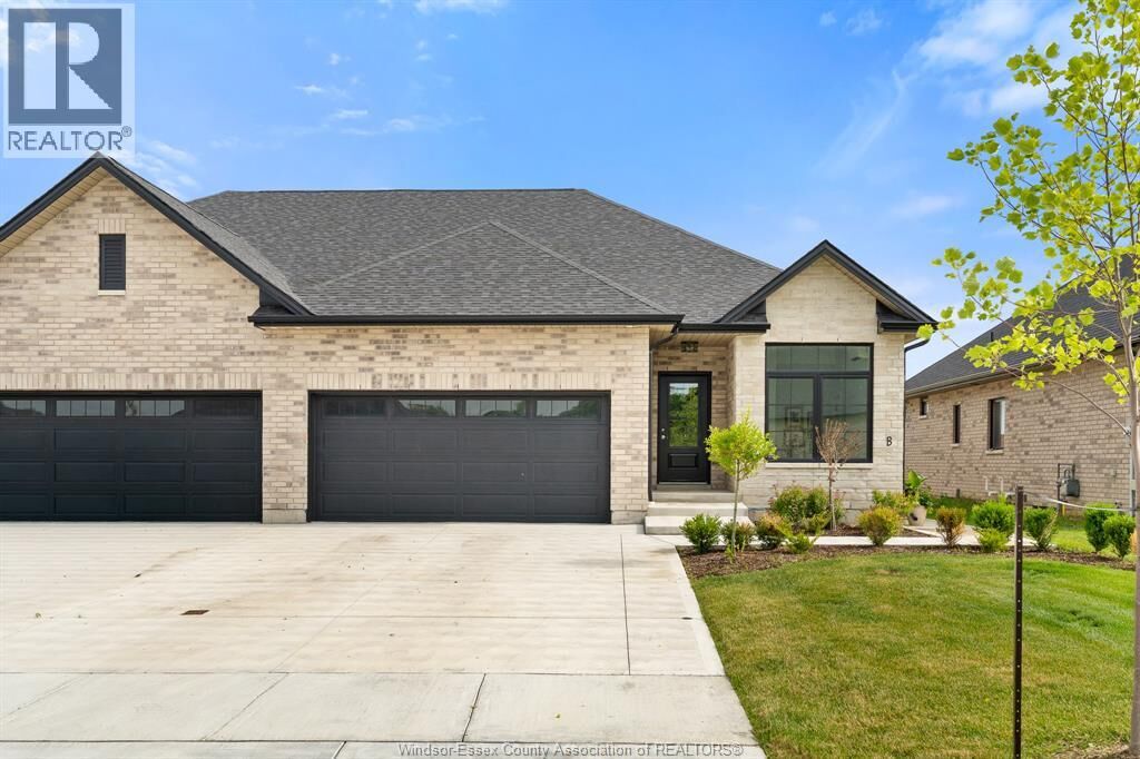 Property Photo:  156 McLellan Avenue A (Upper)  ON N9V 0H1 