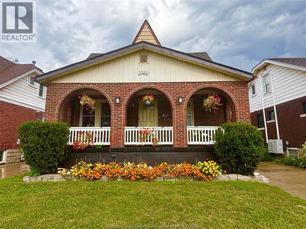 Property Photo:  2322 Byng  ON N8W 3E5 