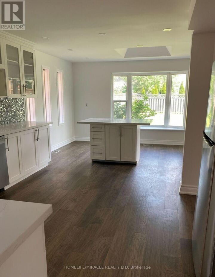 Property Photo:  2 Edinborough Lane  ON L1E 1E8 