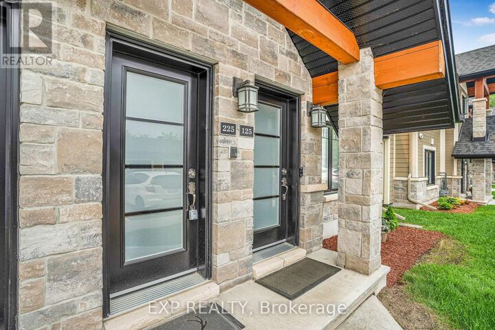 Property Photo: 292 Masters Lane 225 ON K4K 0K5