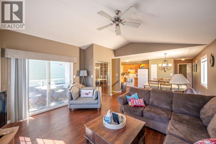 Property Photo: 335 Sudbury Avenue BC V2A 8M7
