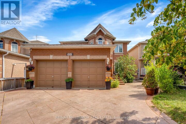 Property Photo:  252 Mountainberry Road  ON L6R 1H9 