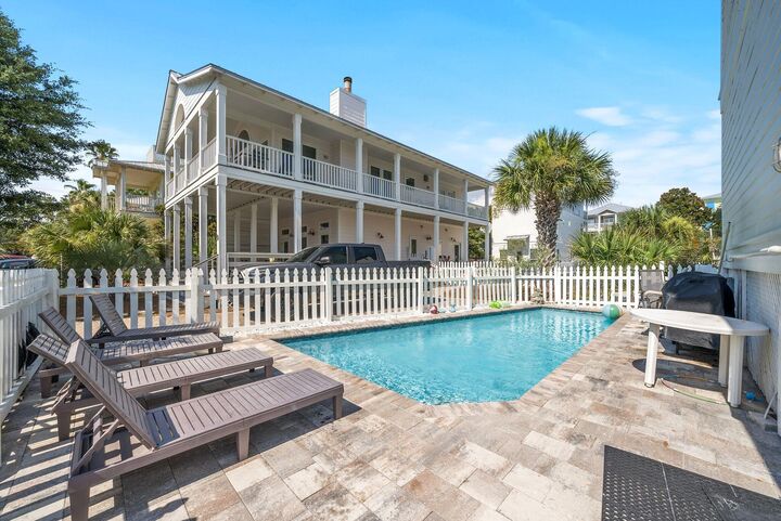Property Photo: 98 Seaward Drive FL 32459
