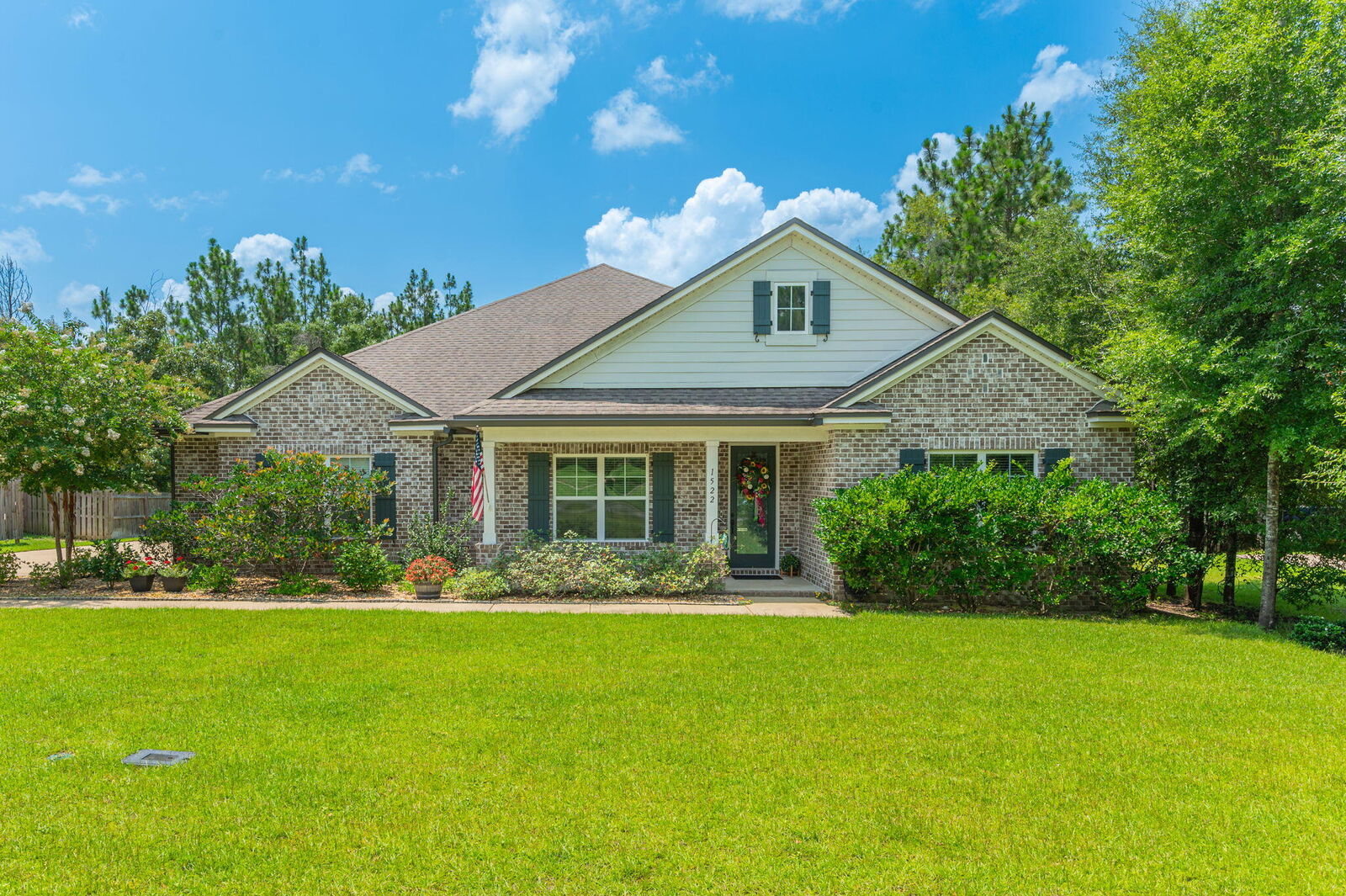 Property Photo:  1522 Mill Creek Drive  FL 32531 
