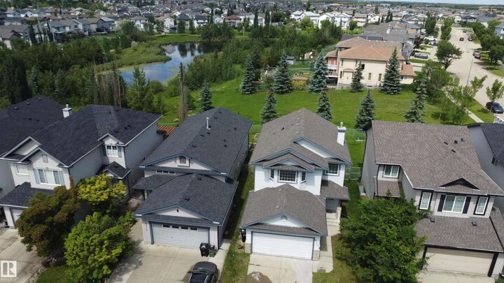 Property Photo: 8708 175 Avenue NW AB T5Z 3Z2