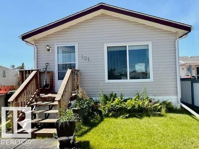 4819 51 Avenue 101 — photo 1