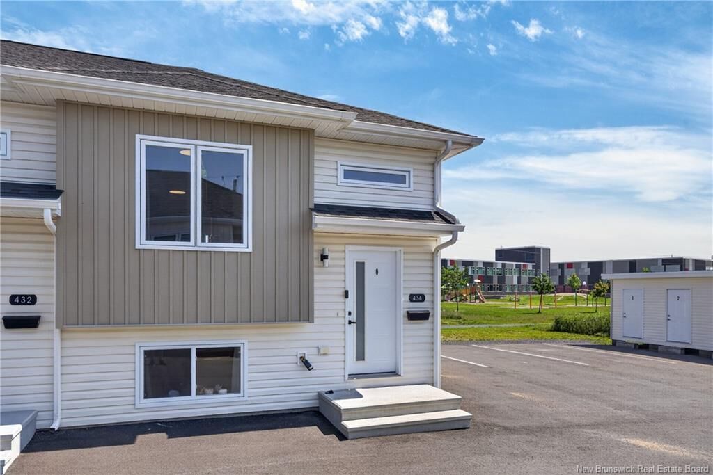 Property Photo:  434 Neill Street  NB E3A 5Y7 