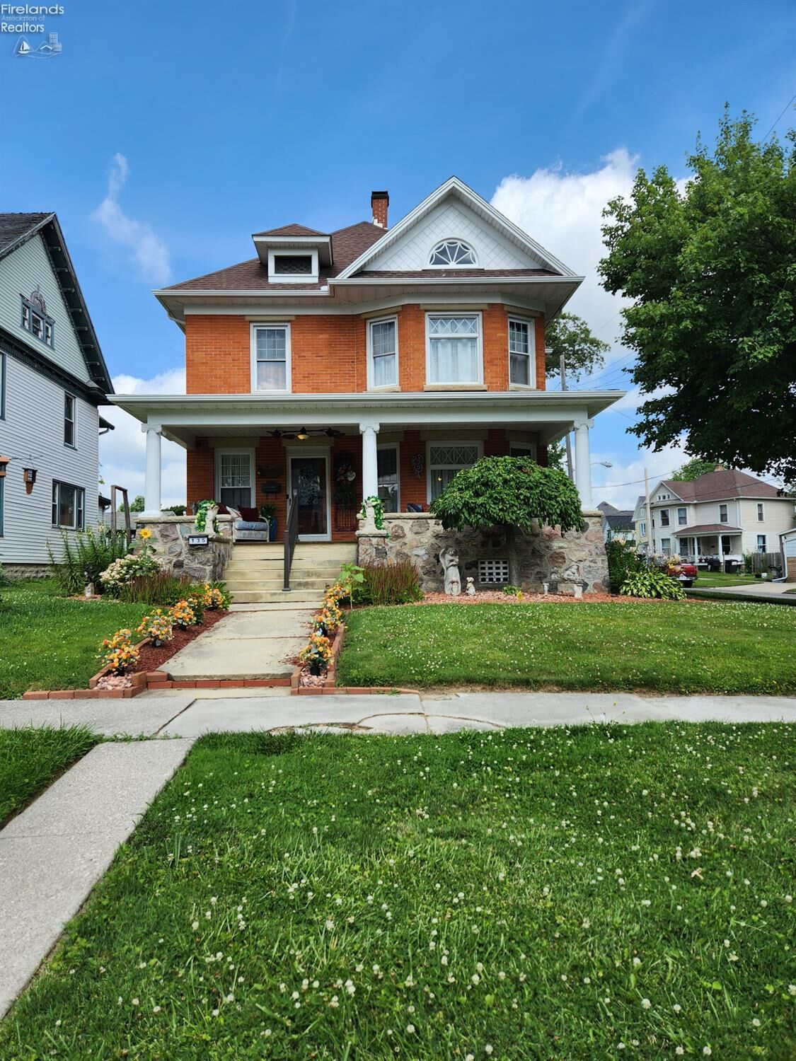 Property Photo: 135 Euclid Avenue OH 44811