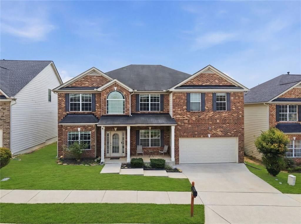 Property Photo: 3532 Cragstone Road GA 30038