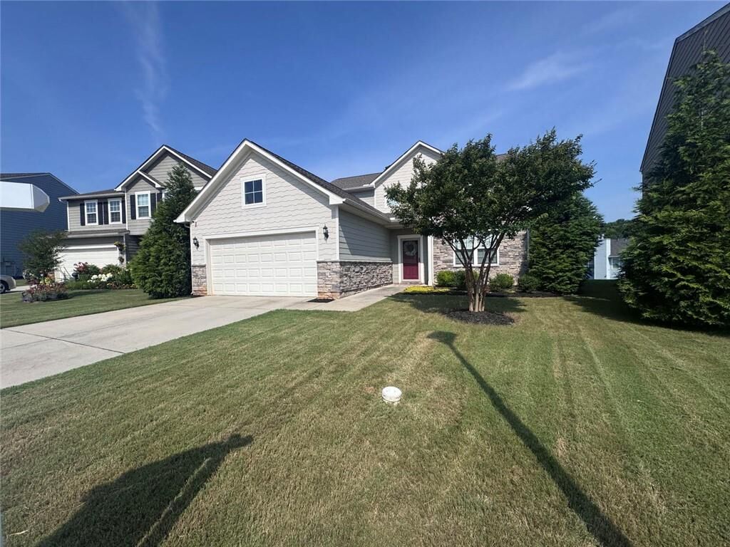 Property Photo:  538 Princeton Circle  GA 30268 