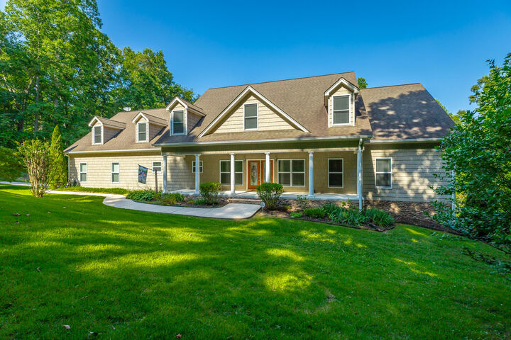 Property Photo: 98 Etowah Ridge GA 30736