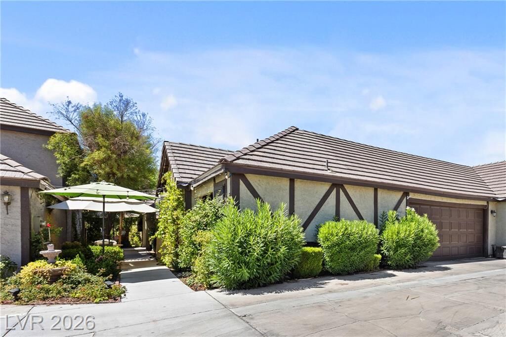 Property Photo:  3984 Landsdown Place  NV 89121 