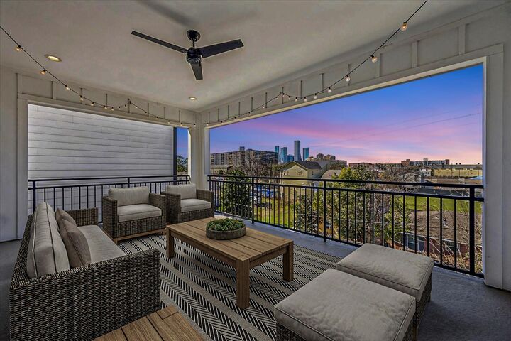 Property Photo:  414 N Live Oak Street A  TX 77003 