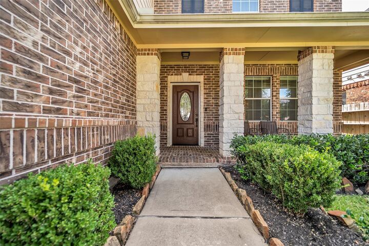 Property Photo: 5406 Quarry Ridge Road TX 77407