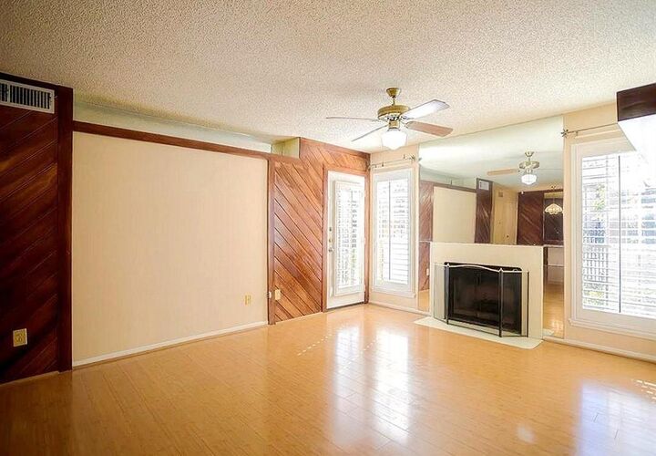 Property Photo: 2121 Hepburn Street 505 TX 77054