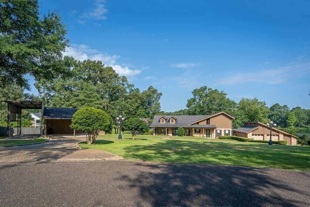 Property Photo:  122 Lisa Lane  TX 75672 