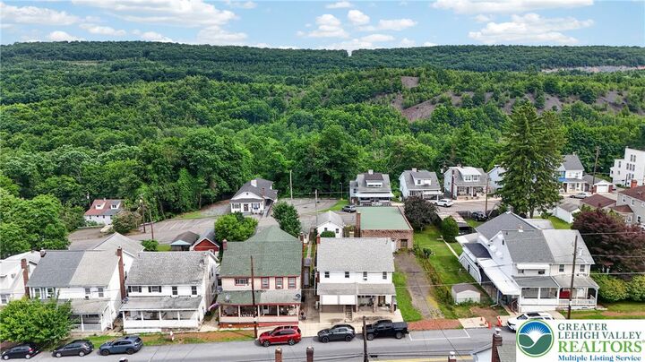 Property Photo: 427 E Patterson Street PA 18232