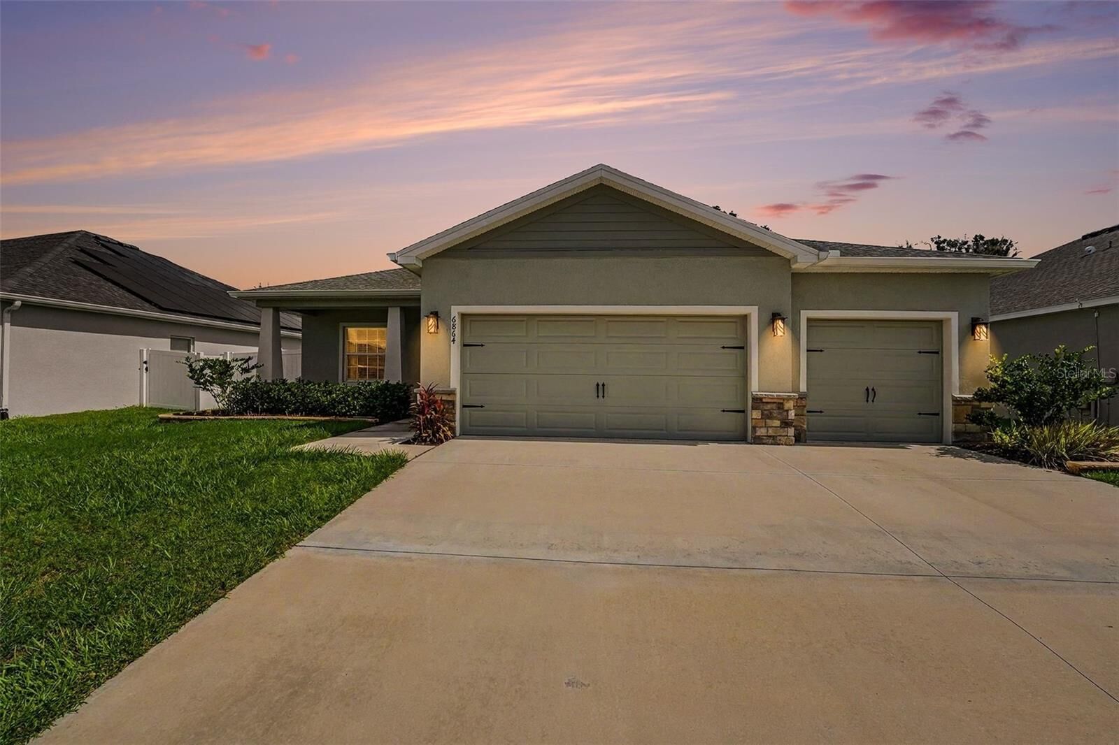 Property Photo:  6864 Mossy Oak Lane  FL 33810 