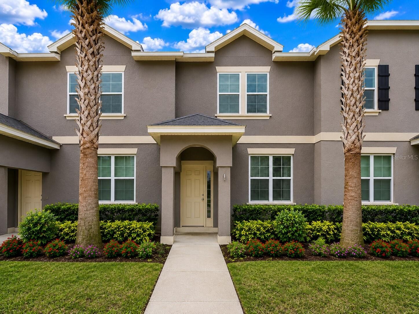 Property Photo: 12210 Langstaff Drive FL 34786