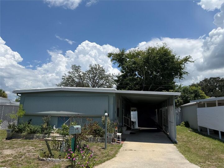 Property Photo:  2044 Hoyle Drive  FL 34691 