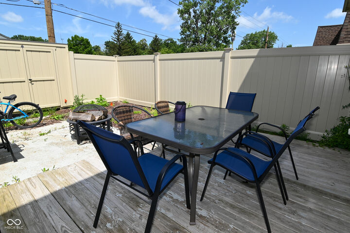 Property Photo: 7368 Country Brook Drive 7368 IN 46260