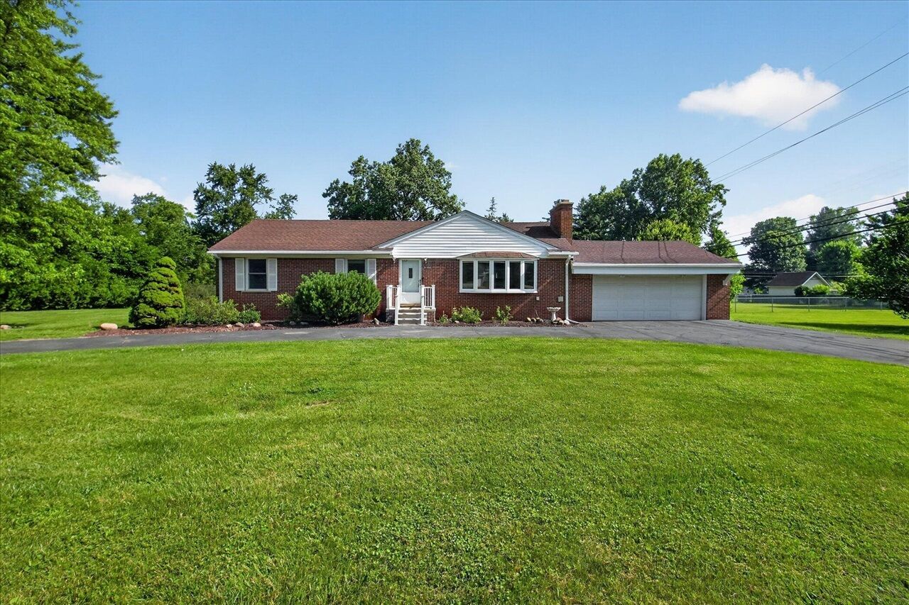 Property Photo:  31350 Wentworth Street  MI 48154-6216 