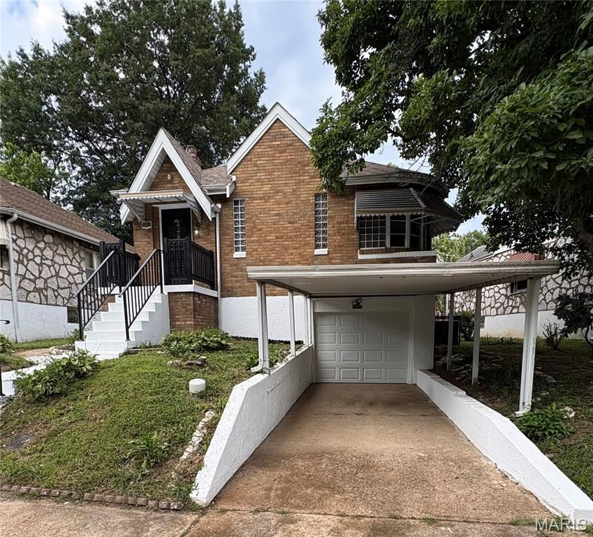 Property Photo:  6707 Perry Avenue  MO 63121 