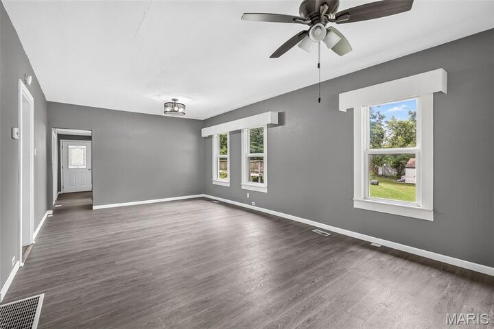 Property Photo: 910 Camilla Street MO 63601