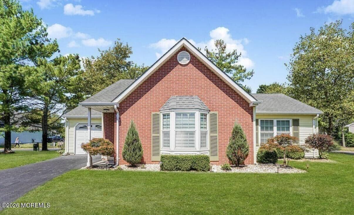 Property Photo:  13 Gatley Close  NJ 07728 