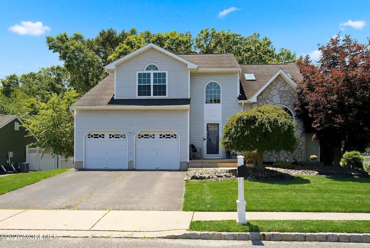 Property Photo: 28 Silverbrooke Circle NJ 07731