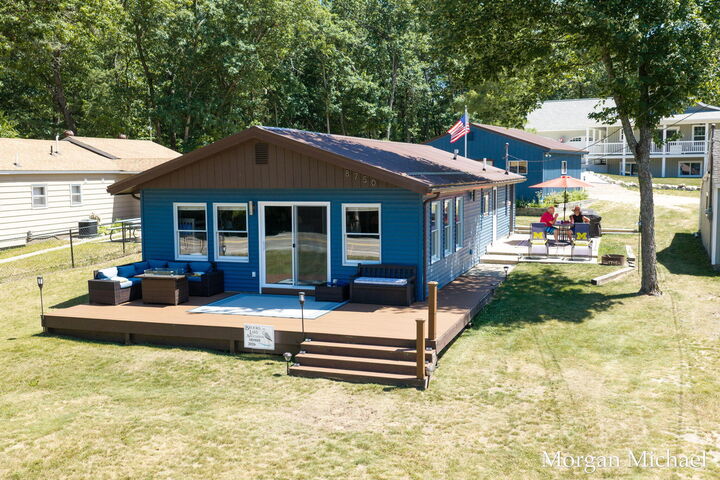 Property Photo: 8750 S Spruce Avenue MI 49337