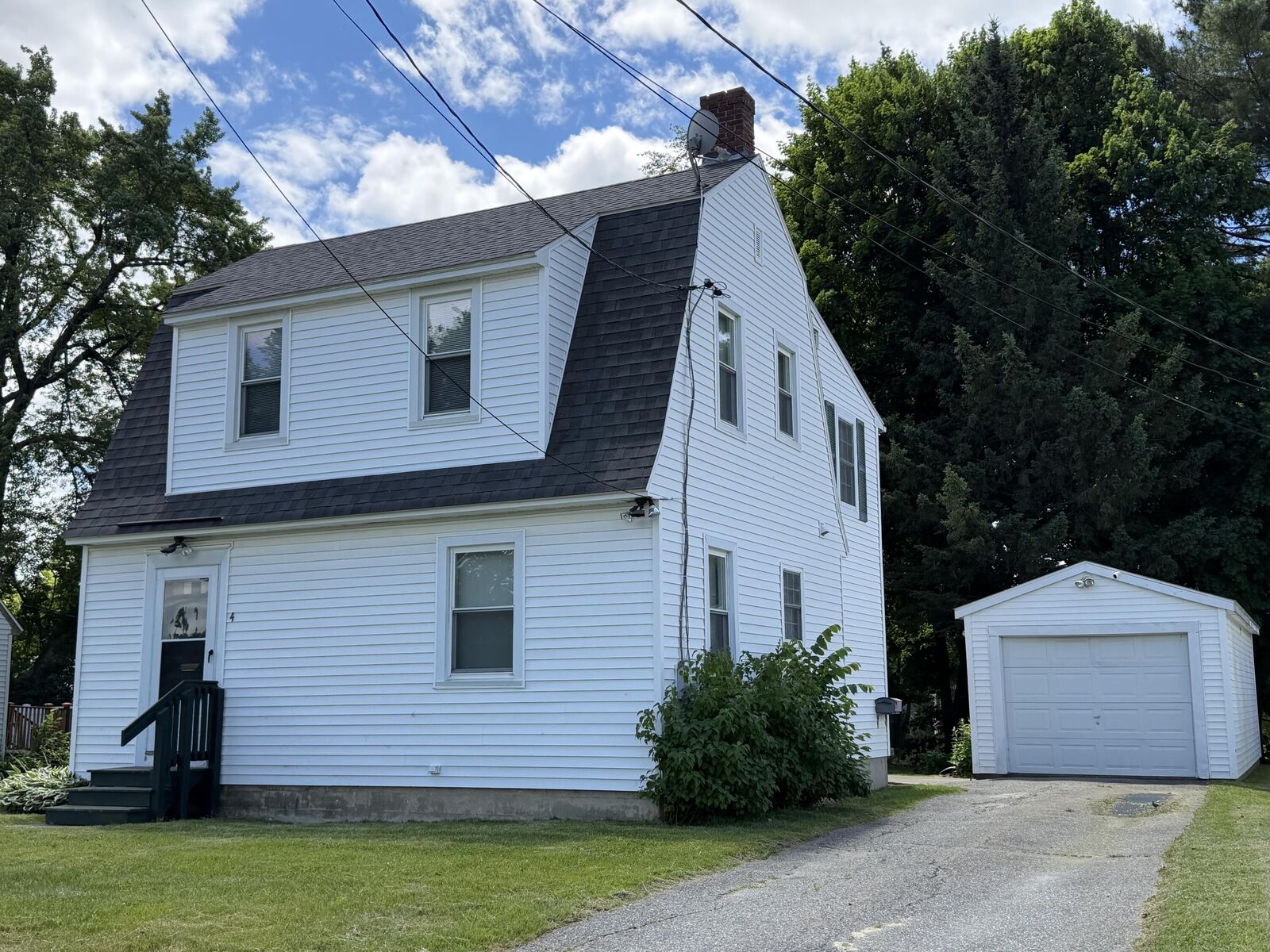 Property Photo:  4 Brooklyn Avenue  ME 04901 