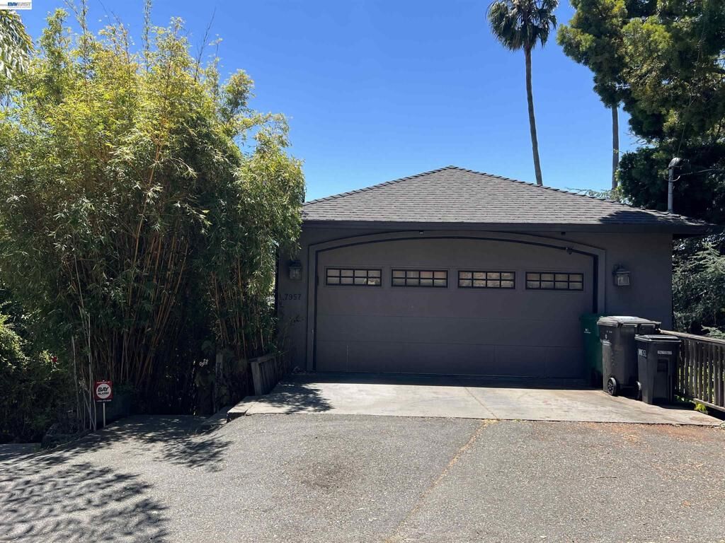 Property Photo:  7957 Michigan Ave  CA 94605 