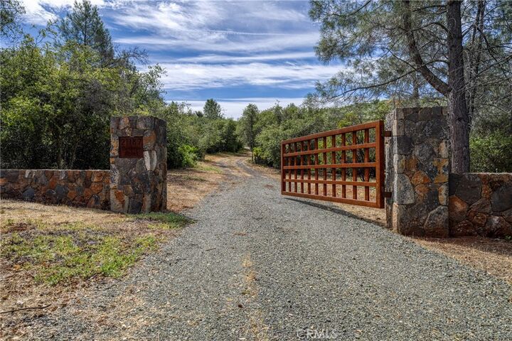 Property Photo: 21187 Buckeye Court CA 95461
