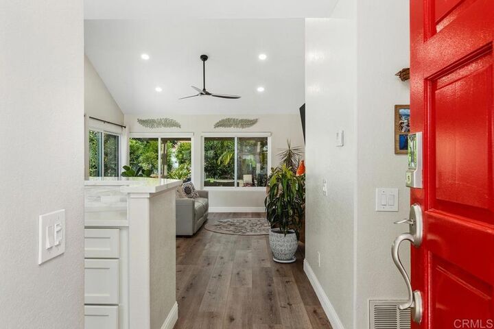Property Photo: 4722 Collinos Way CA 92056