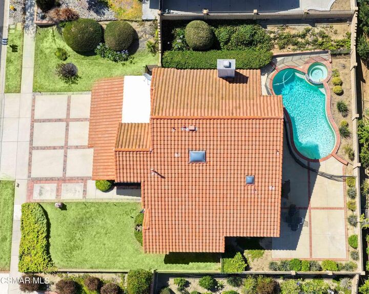 Property Photo: 3188 N Geronimo Avenue CA 93063