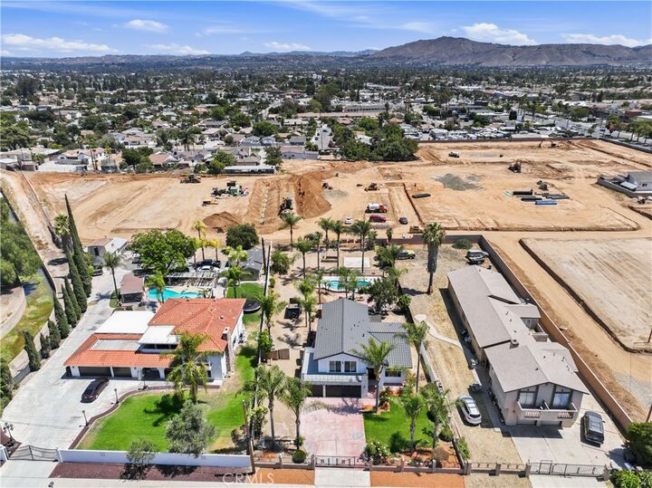 Property Photo: 10980 Norwood Avenue CA 92505