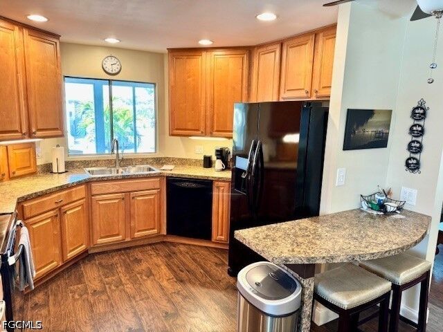 Property Photo: 5520 Colonial Road FL 33917