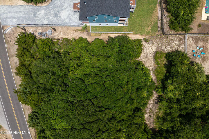 Property Photo:  2050 New River Inlet Road  NC 28460 
