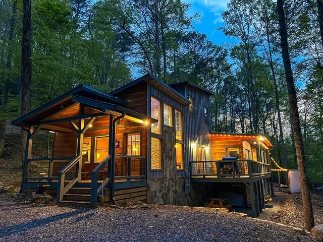 Property Photo:  7 Addle Court  GA 30540 