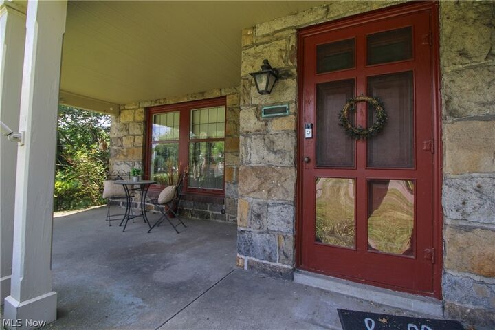 Property Photo: 4036 Hudson Drive OH 44512