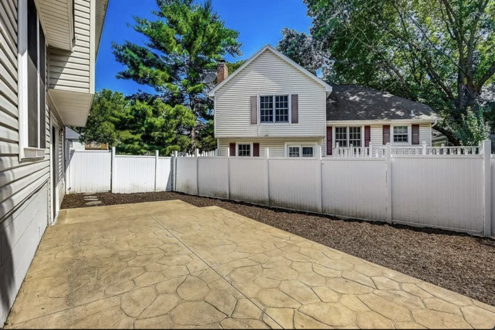 Property Photo: 8778 Hawthorne Drive MN 55347
