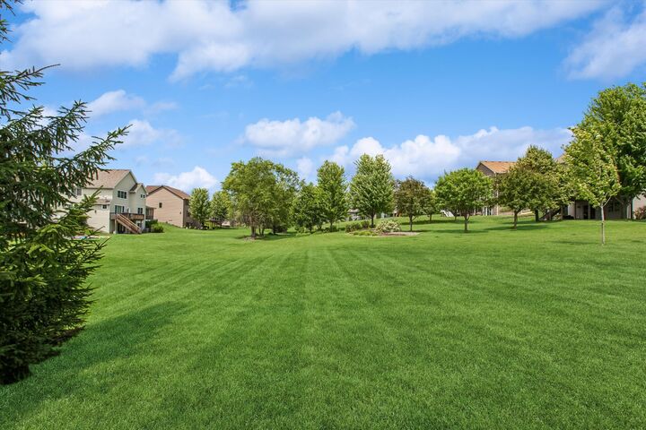 Property Photo:  1303 Bellavista Circle  MN 55313 