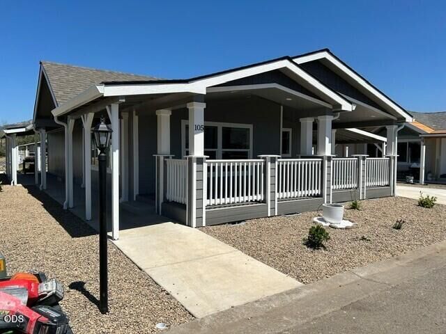 Property Photo:  333 Mountain View Drive 105  OR 97540 
