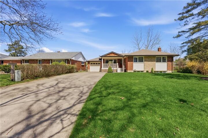 Property Photo: 181 Woodside Drive ON L2T 1X7
