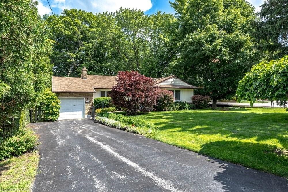 Property Photo: 803 Montgomery Drive ON L9G 3H6