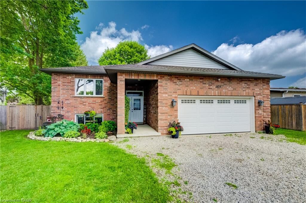 Property Photo: 325 Mill Street ON N0G 2P0