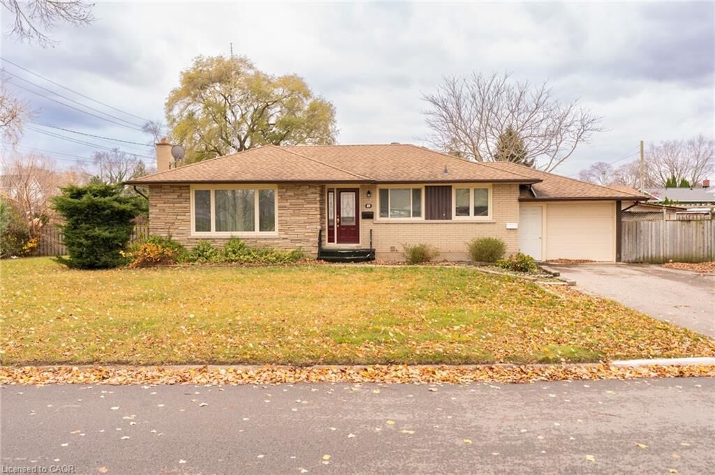 Property Photo:  1 Cherrylane Drive  ON L2M 2H7 